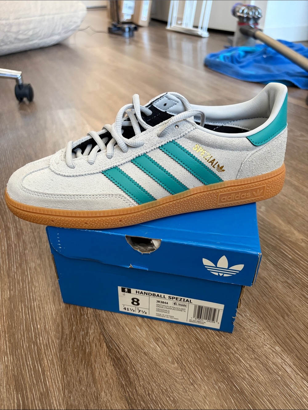adidas Handball Spezial Men’s Sneakers - Cream with Teal & Gum